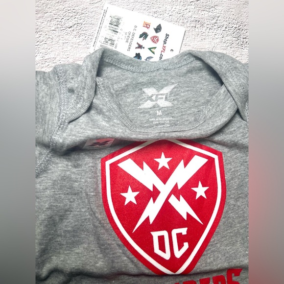 XFL DC Defender's Baby Onesie 18 months - Picture 4 of 5